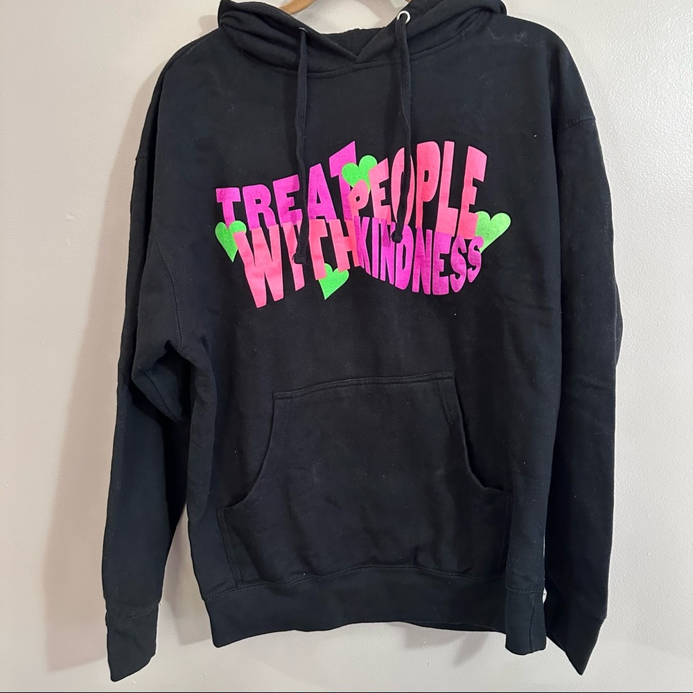 Harry Styles treat people with kindness sweatshirt size large